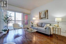 401 - 160 WOODBRIDGE AVENUE  Vaughan, ON L4L 0B8