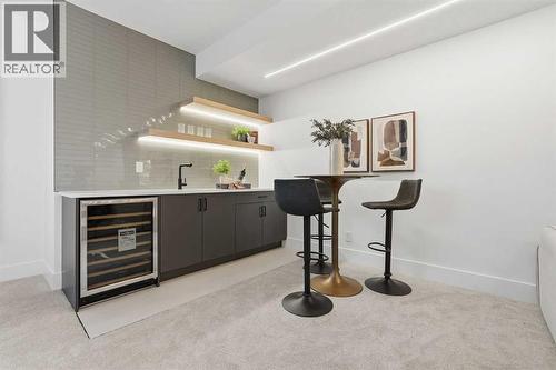 134 Lissington Drive Sw, Calgary, AB - Indoor Photo Showing Other Room