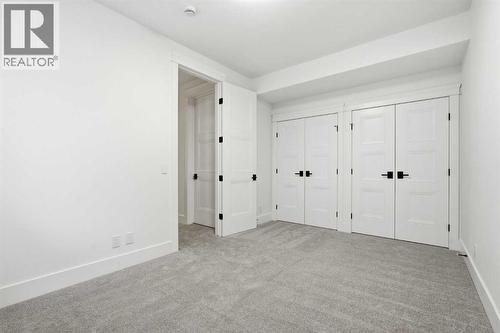 134 Lissington Drive Sw, Calgary, AB - Indoor Photo Showing Other Room