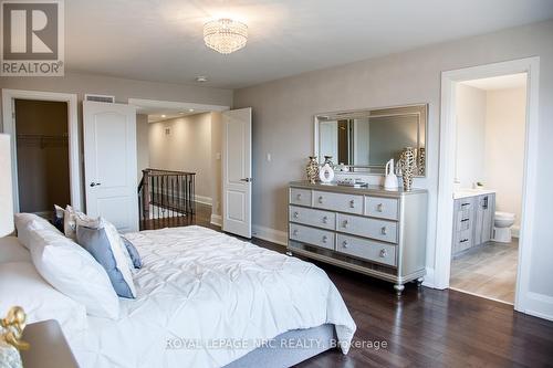 266 Palace Street, Thorold (Thorold Downtown), ON - Indoor Photo Showing Bedroom