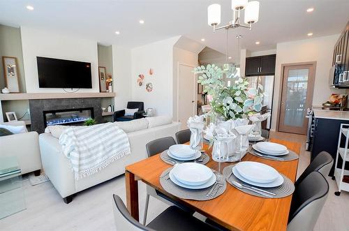 200 Moonlight Bay, Winnipeg, MB - Indoor With Fireplace