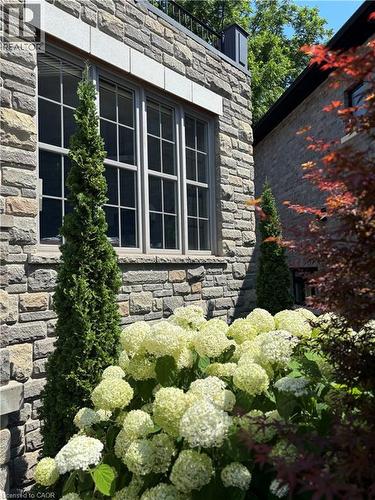 125 Paliser Court, Oakville, ON - Outdoor