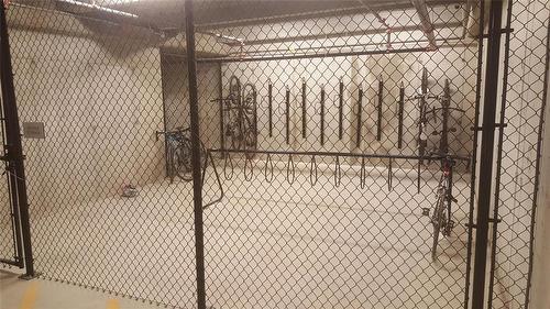 1106 300 Assiniboine Avenue, Winnipeg, MB - 