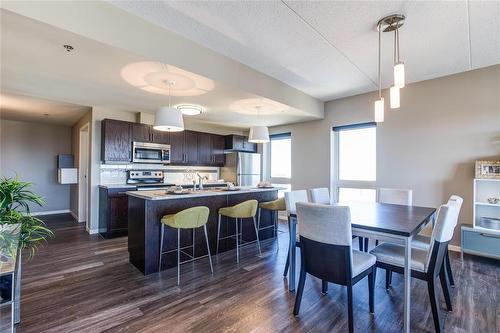 1106 300 Assiniboine Avenue, Winnipeg, MB - Indoor Photo Showing Other Room