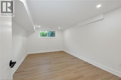 162 Stone Church Road E, Hamilton, ON - Indoor Photo Showing Other Room