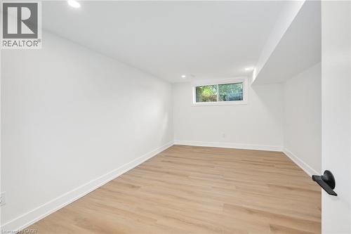 162 Stone Church Road E, Hamilton, ON - Indoor Photo Showing Other Room