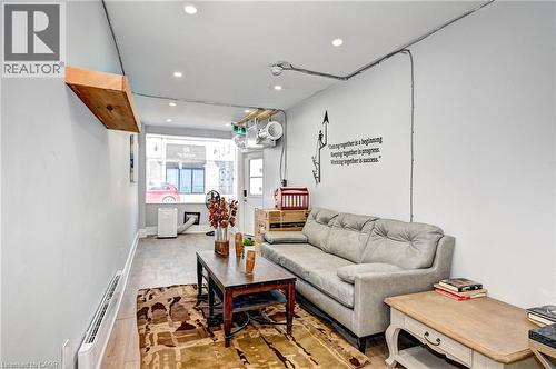 15 Ainslie Street N, Cambridge, ON 