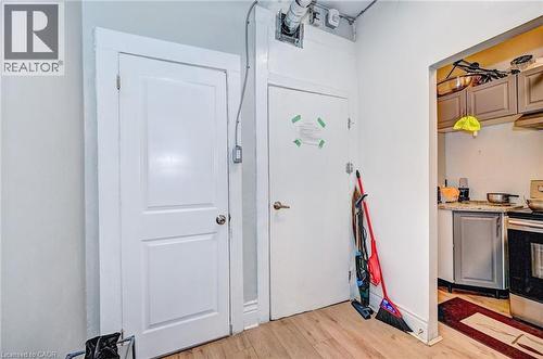 15 Ainslie Street N, Cambridge, ON 