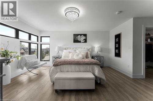 14 Willowbrook Drive, Welland, ON - Indoor Photo Showing Bedroom