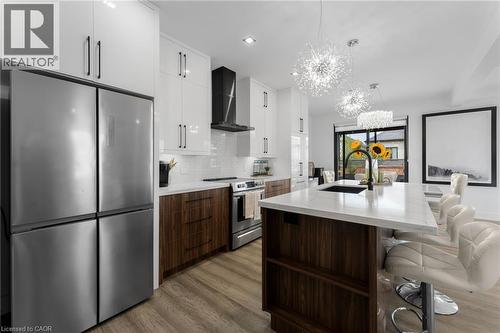 14 Willowbrook Drive, Welland, ON - Indoor Photo Showing Kitchen With Stainless Steel Kitchen With Upgraded Kitchen