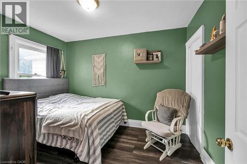 244 Cope Street, Hamilton, ON - Indoor Photo Showing Bedroom