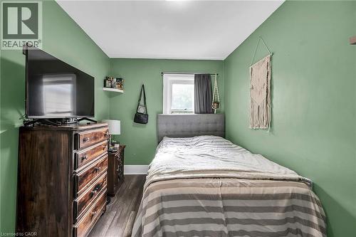 244 Cope Street, Hamilton, ON - Indoor Photo Showing Bedroom