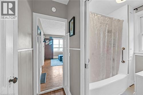 244 Cope Street, Hamilton, ON - Indoor