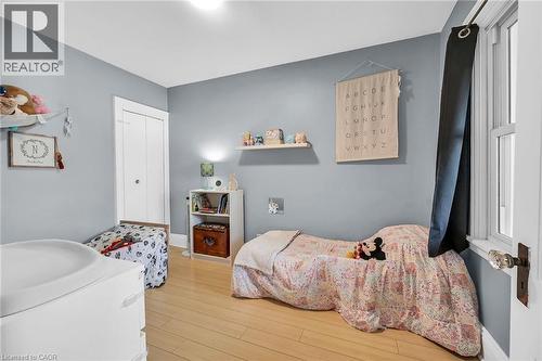 244 Cope Street, Hamilton, ON - Indoor Photo Showing Bedroom