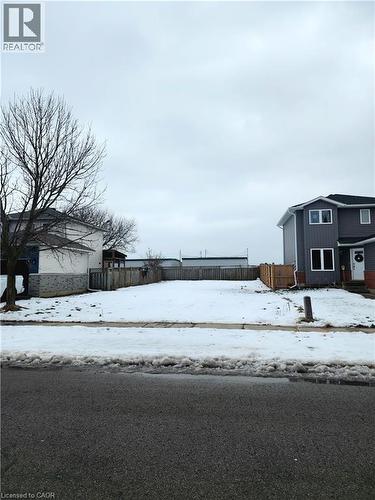 233 Kinross Street, Caledonia, ON 