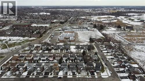 233 Kinross Street, Caledonia, ON 