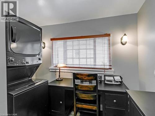 491 Pearl Street, Burlington, ON - Indoor Photo Showing Laundry Room