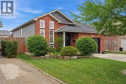 8409 GREENFIELD Crescent Niagara Falls, ON L2H 3J8