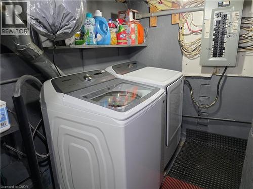 51 Beach Road, Hamilton, ON - Indoor Photo Showing Laundry Room
