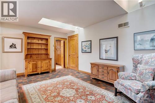 238 Penn Drive, Burlington, ON - Indoor