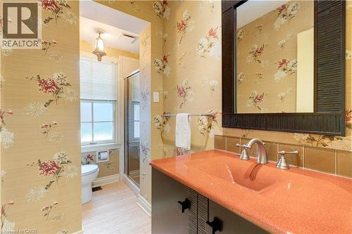 238 Penn Drive, Burlington, ON - Indoor Photo Showing Bathroom