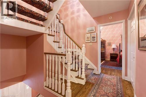 238 Penn Drive, Burlington, ON - Indoor Photo Showing Other Room