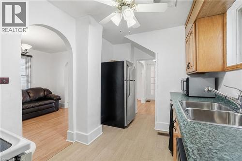 20 York Street, Welland, ON - Indoor Photo Showing Kitchen With Double Sink