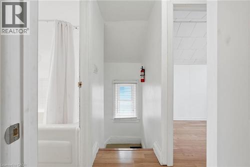 20 York Street, Welland, ON - Indoor Photo Showing Other Room