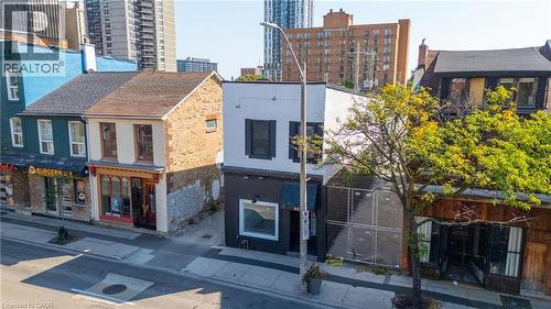 View of building exterior featuring a city view - 93 John Street S, Hamilton, ON 