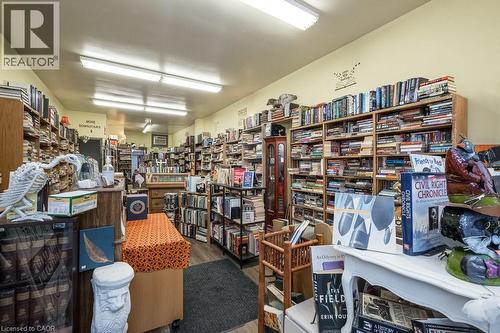 858 King Street W, Hamilton, ON 