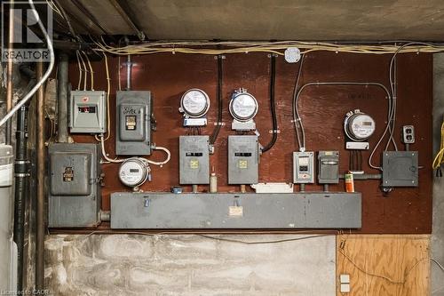 858 King Street W, Hamilton, ON 