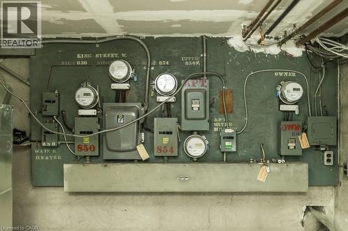 858 King Street W, Hamilton, ON 