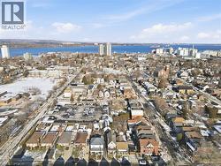 Close to Bayfront Park & Hamilton Harbor Waterfront Trail! - 