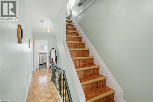 81 Simcoe Street E, Hamilton, ON - Indoor Photo Showing Other Room