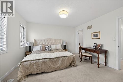 9 Hedges Crescent, Hamilton, ON - Indoor Photo Showing Bedroom