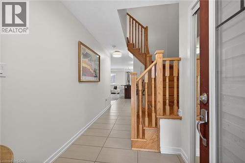 9 Hedges Crescent, Hamilton, ON - Indoor Photo Showing Other Room