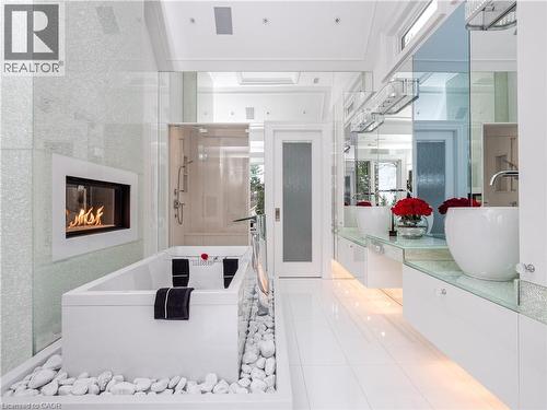 15 Chartwell Road, Oakville, ON - Indoor