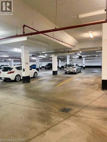 560 North Service Road Unit# 304, Grimsby, ON - Indoor Photo Showing Garage