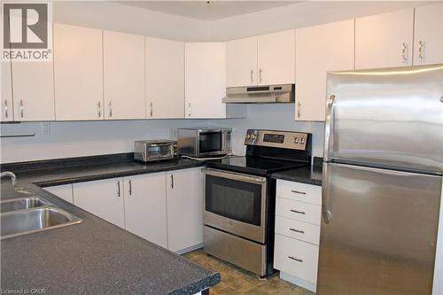 205 Main Street E, Grimsby, ON - Indoor Photo Showing Kitchen With Double Sink