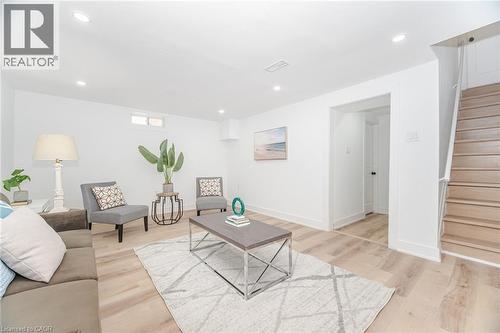 26 Graywood Road, Hamilton, ON - Indoor Photo Showing Other Room