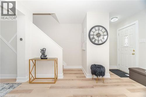 26 Graywood Road, Hamilton, ON - Indoor Photo Showing Other Room