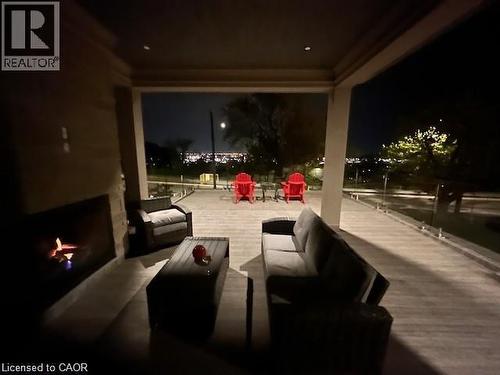 68 Mountain Brow Boulevard, Hamilton, ON - Indoor With Fireplace