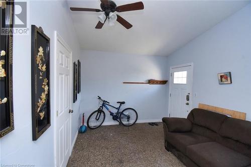205 Ivon Avenue, Hamilton, ON - Indoor Photo Showing Other Room