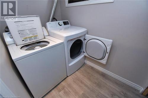 205 Ivon Avenue, Hamilton, ON - Indoor Photo Showing Laundry Room
