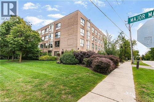 249 Major Mackenzie Drive E Unit# 106, Richmond Hill, ON - Outdoor