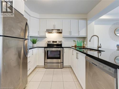 116 Watermill Street, Kitchener, ON - Indoor Photo Showing Kitchen With Stainless Steel Kitchen With Upgraded Kitchen