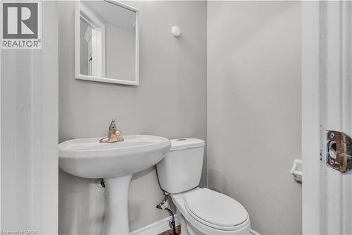23 Stonecairn Drive, Cambridge, ON - Indoor Photo Showing Bathroom