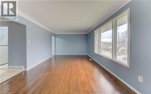 27 Margaret Avenue N, Waterloo, ON - Indoor Photo Showing Other Room