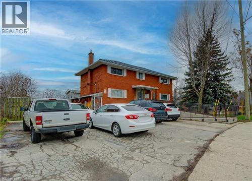 27 Margaret Avenue N, Waterloo, ON - Outdoor