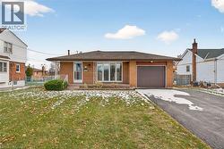 90 POTTRUFF Road N  Hamilton, ON L8H 2M1